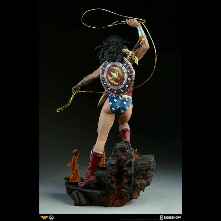 sideshow wonder woman bust